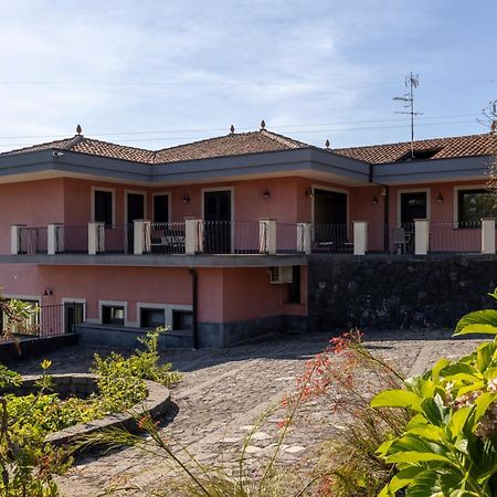 Villa Vulcano, Tra L'Etna E Il Mare Zafferana Etnea Exterior foto