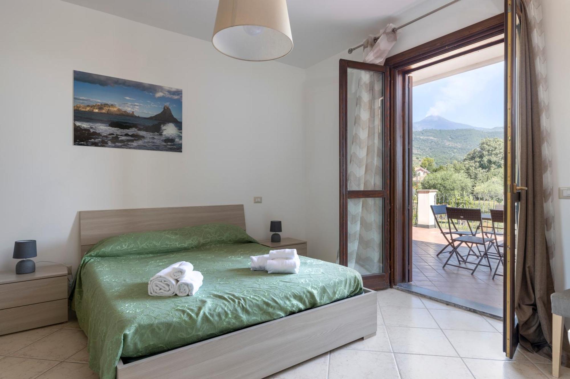 Villa Vulcano, Tra L'Etna E Il Mare Zafferana Etnea Exterior foto